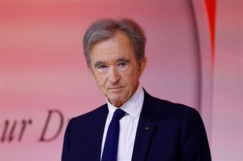 bernard arnault cant buy gucci|bernard arnault gucci.